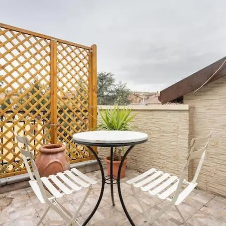 Lo Di Giulia - Romantic Terrace