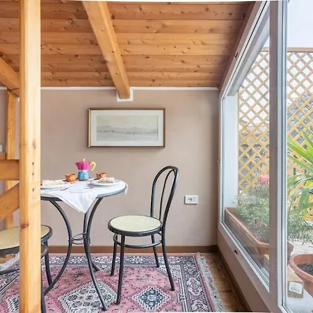 Lo Di Giulia - Romantic Terrace Apartment